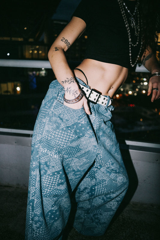 JE’SUIS PAISLY DENIM